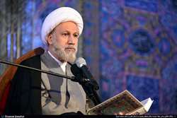 رئیس دانشگاه در پیامی انتخاب شایسته حضرت ایت الله دکتر دژکام در ششمین دوره انتخابات مجلس خبرگان رهبری را تبریک گفت 