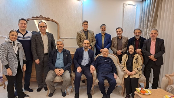 تکریم پیشکسوت عرصه مشارکت‌های اجتماعی؛ ادای احترام به دکتر ابراهیم پورنوروز