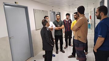  بازدید سرزده و شبانه رئیس دانشگاه از خوابگاه دانشجویی شهید اکبری؛ گفتگوی بی‌واسطه با دانشجویان و قول مساعد برای پیگیری مطالبات